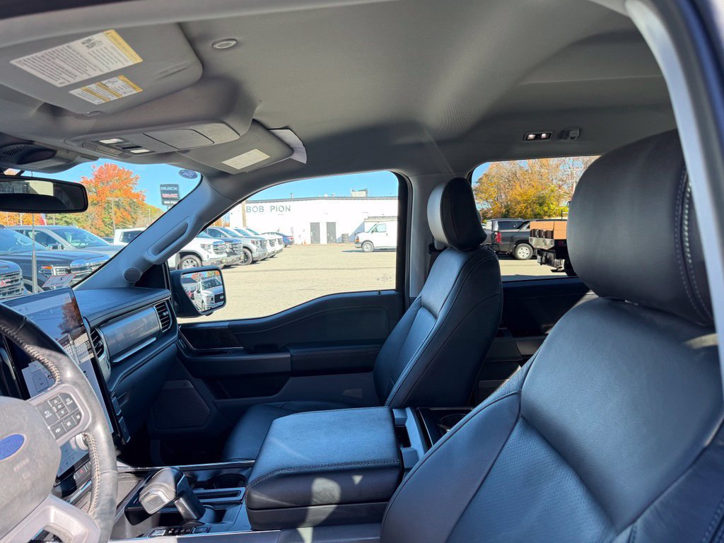 Used 2024 Ford F150 Lightning Flash AWD/4WD image 18