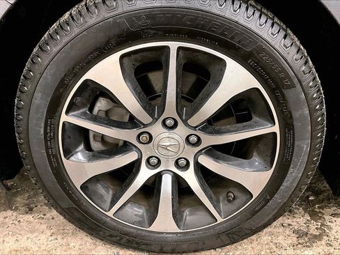 Used 2017 Acura TLX w/ Technology Package image 8