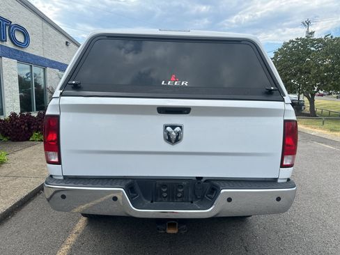 Used 2017 RAM 2500 Tradesman w/ Chrome Appearance Group RWD image 5