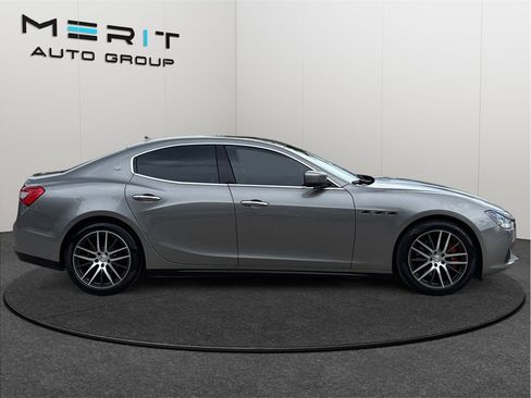 Used 2016 Maserati Ghibli RWD image 9
