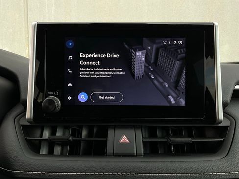 Used 2025 Toyota RAV4 XLE image 30