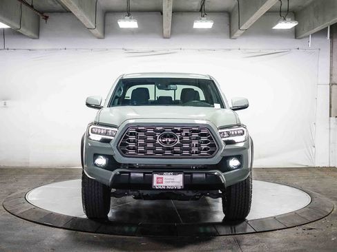 Certified 2023 Toyota Tacoma TRD Off-Road AWD/4WD image 7