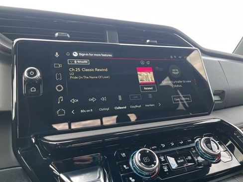 Used 2025 GMC Sierra 1500 AT4 w/ AT4 Premium Package image 23