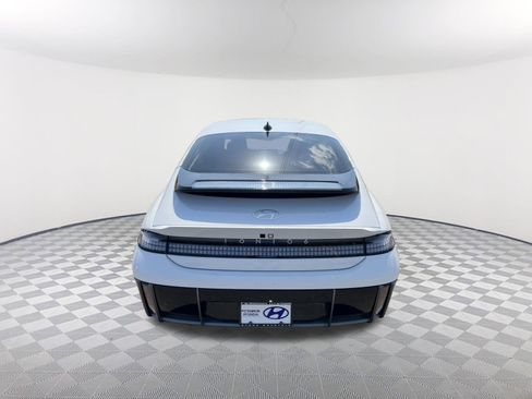 Used 2024 Hyundai Ioniq 6 SE RWD image 8