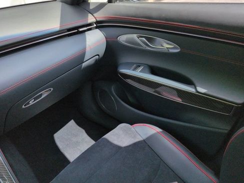 New 2027 Genesis GV70 3.5T Prestige AWD/4WD image 16