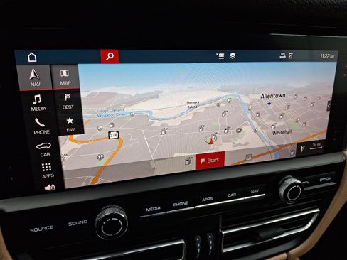 Used 2019 Porsche Macan image 17