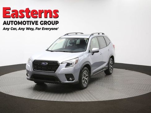 Used 2023 Subaru Forester Premium image 58