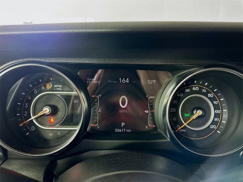 Used 2022 Jeep Gladiator Sport image 24
