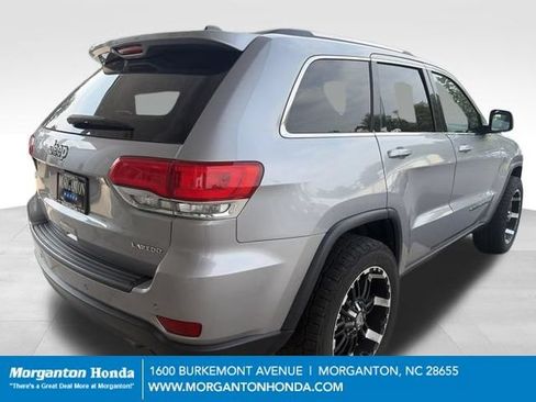 Used 2019 Jeep Grand Cherokee Laredo w/ Laredo X Package AWD/4WD image 8