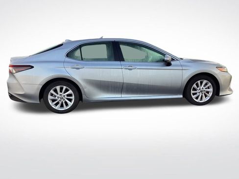 Used 2024 Toyota Camry LE image 10