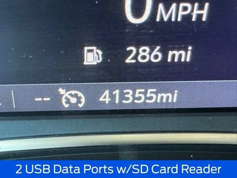 Used 2024 GMC Terrain SLT AWD/4WD image 16