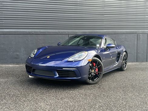 Certified 2025 Porsche 718 Cayman S image 1