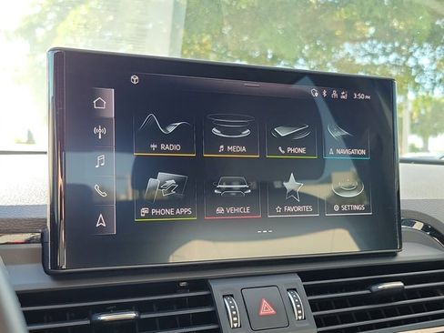 Certified 2022 Audi Q5 2.0T Premium w/ Convenience Package image 25