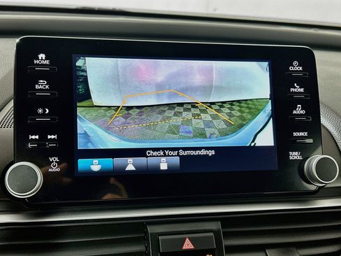Used 2022 Honda Accord Sport image 13