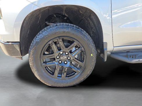 New 2026 Chevrolet Silverado 1500 Custom Trail Boss w/ Dark Appearance Package image 10