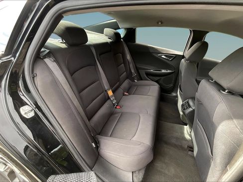 Used 2022 Chevrolet Malibu LT FWD image 24