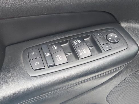 Used 2014 Jeep Grand Cherokee Altitude AWD/4WD image 30