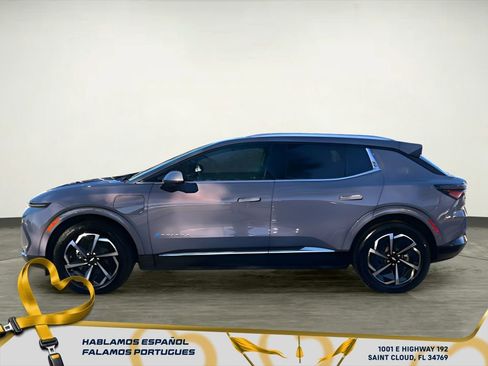 Certified 2025 Chevrolet Equinox EV LT image 3