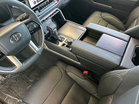 New 2026 Toyota Sequoia Platinum image 8