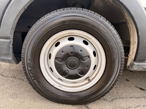 Used 2022 Ford Transit 150 Low Roof image 40