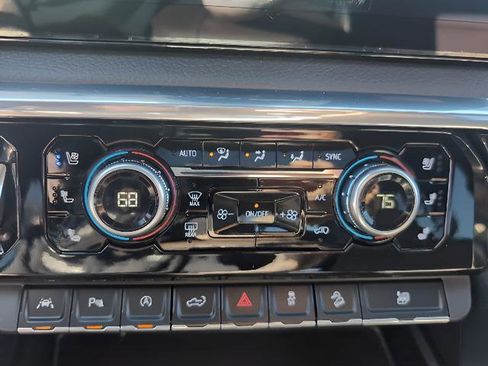 Used 2024 GMC Sierra 1500 Denali w/ Denali Reserve Package image 15