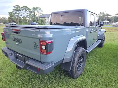 Used 2025 Jeep Gladiator Sport