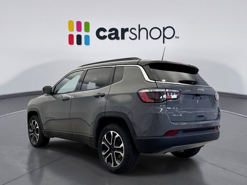 Used 2024 Jeep Compass Limited image 3