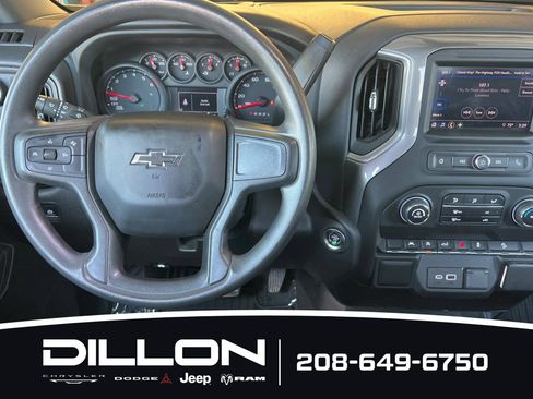 Used 2025 Chevrolet Silverado 1500 Custom Trail Boss AWD/4WD image 14