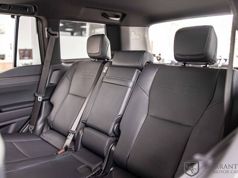 Used 2024 Lexus GX 550 AWD/4WD image 34