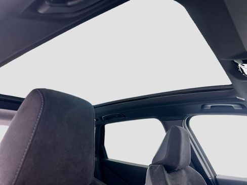 New 2026 BMW X3 xDrive30 w/ M Sport Package AWD/4WD image 17