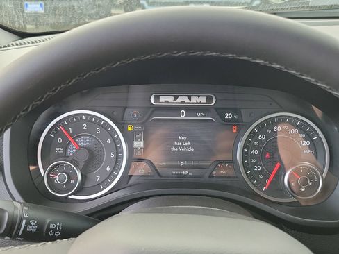 New 2026 RAM 1500 Big Horn AWD/4WD image 7