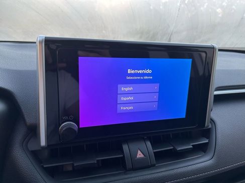 Used 2025 Toyota RAV4 XLE image 24