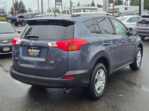 Used 2013 Toyota RAV4 LE image 8