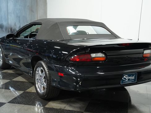 Used 1997 Chevrolet Camaro Z28 w/ Preferred Equipment Group 2 image 8