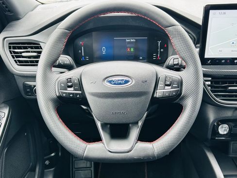 Used 2023 Ford Escape ST-Line w/ Tech Pack #1 AWD/4WD image 18