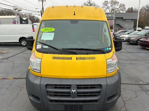 Used 2018 RAM ProMaster 2500 w/ Interior Convenience Group image 4