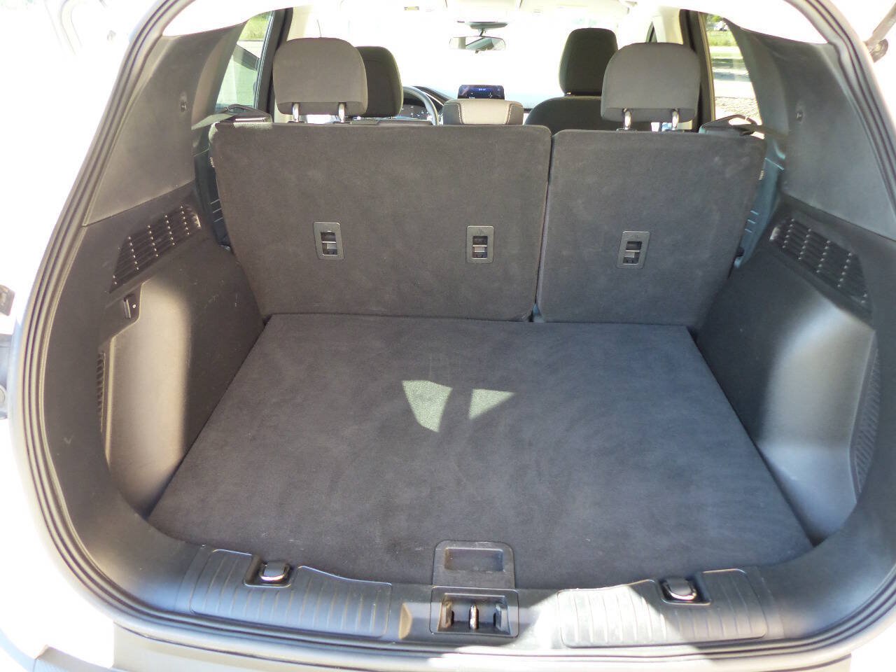 Used 2021 Ford Escape SE FWD image 36