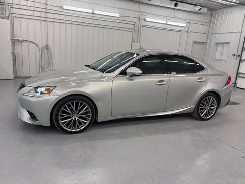 Used 2014 Lexus IS 250 RWD image 1