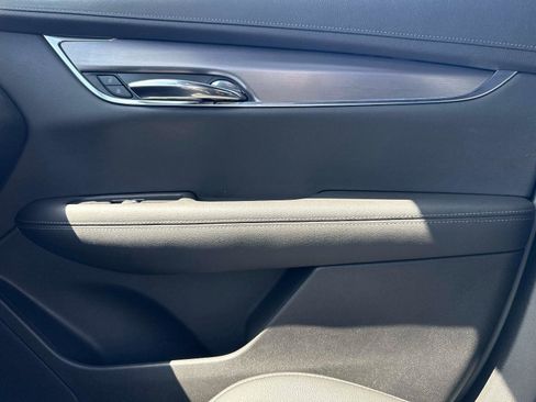 Used 2021 Cadillac XT6 Luxury image 28