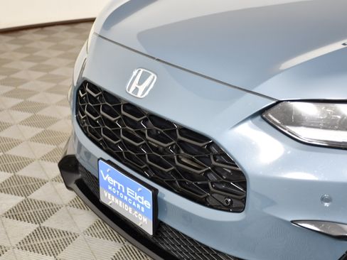 Certified 2024 Honda HR-V EX-L image 11