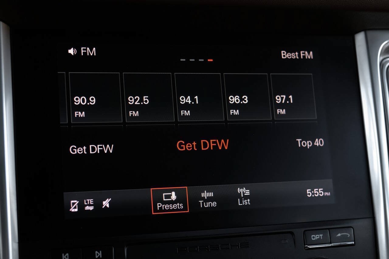 Used 2018 Porsche Macan S AWD/4WD image 35