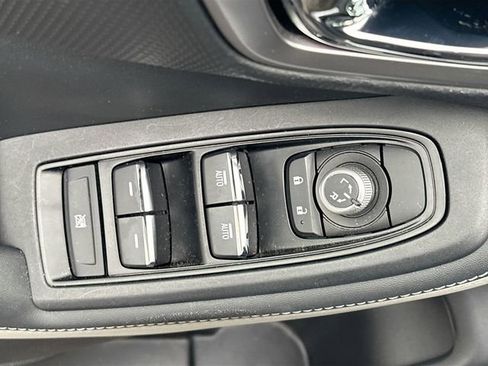 Used 2023 Subaru Forester Limited image 8