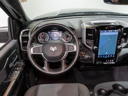 Used 2024 RAM 2500 Big Horn w/ Night Edition AWD/4WD image 11