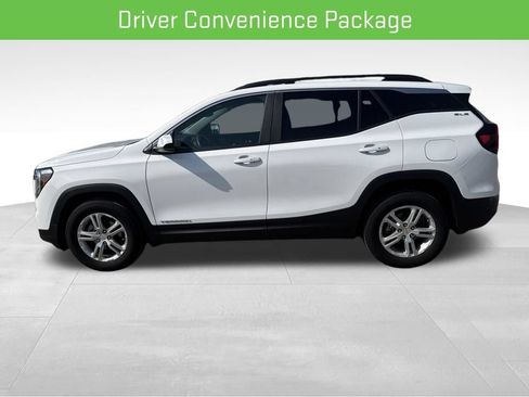 Used 2024 GMC Terrain SLE w/ Driver Convenience Package AWD/4WD image 5
