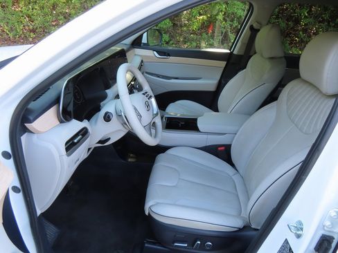 Used 2024 Hyundai Palisade Limited image 30