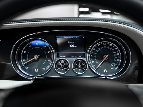 Used 2017 Bentley Continental GT image 46
