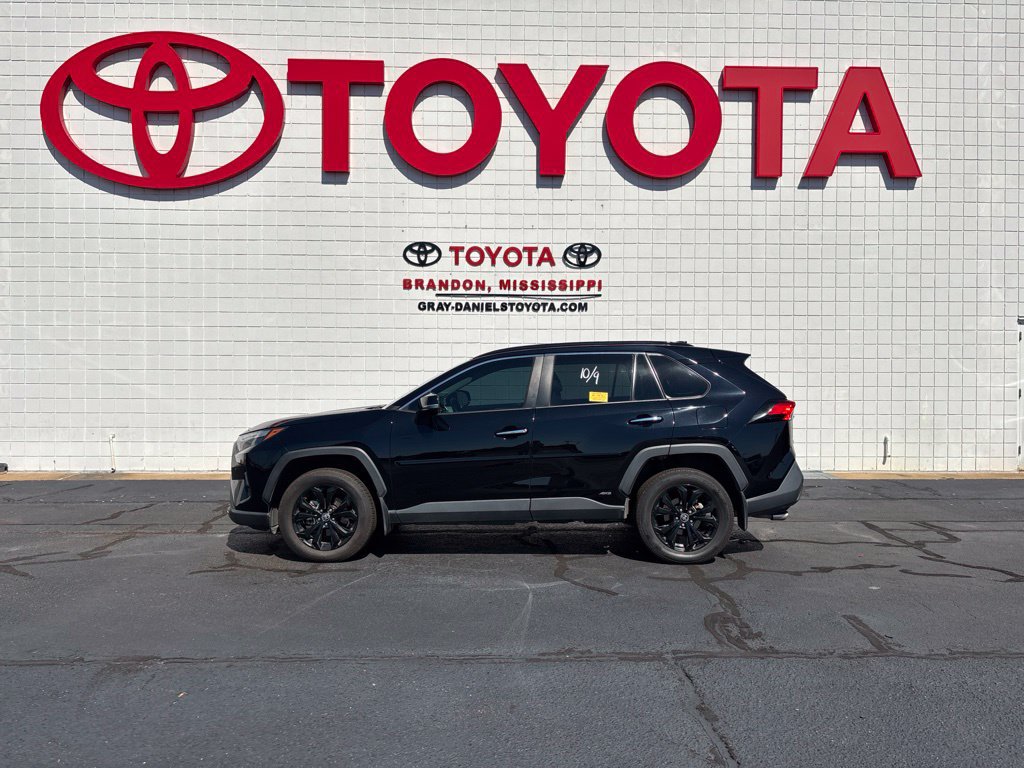 Used 2022 Toyota RAV4 Limited AWD/4WD image 4