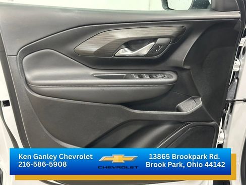 Certified 2022 GMC Terrain SLE w/ LPO, Floor Liner Package FWD image 7
