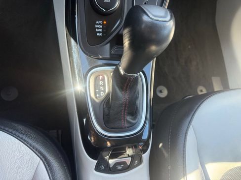 Certified 2018 Jeep Compass Limited w/ Navigation Group AWD/4WD image 19