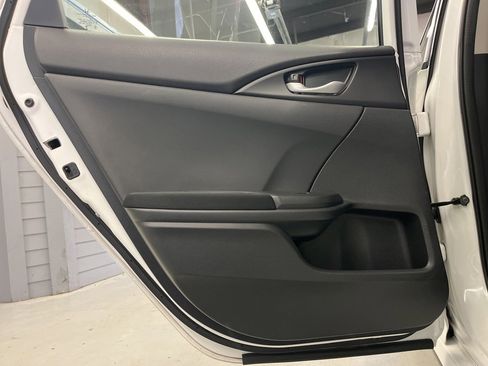 Used 2018 Honda Civic EX image 29